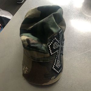 Camo Women’s hat